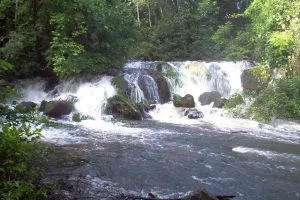 Raleighvallen waterval